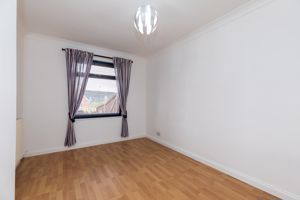 Bedroom- click for photo gallery